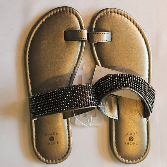 NWT Shade & Shore Crystal Embellished Sandals womens size 7 - Picture 2 of 9